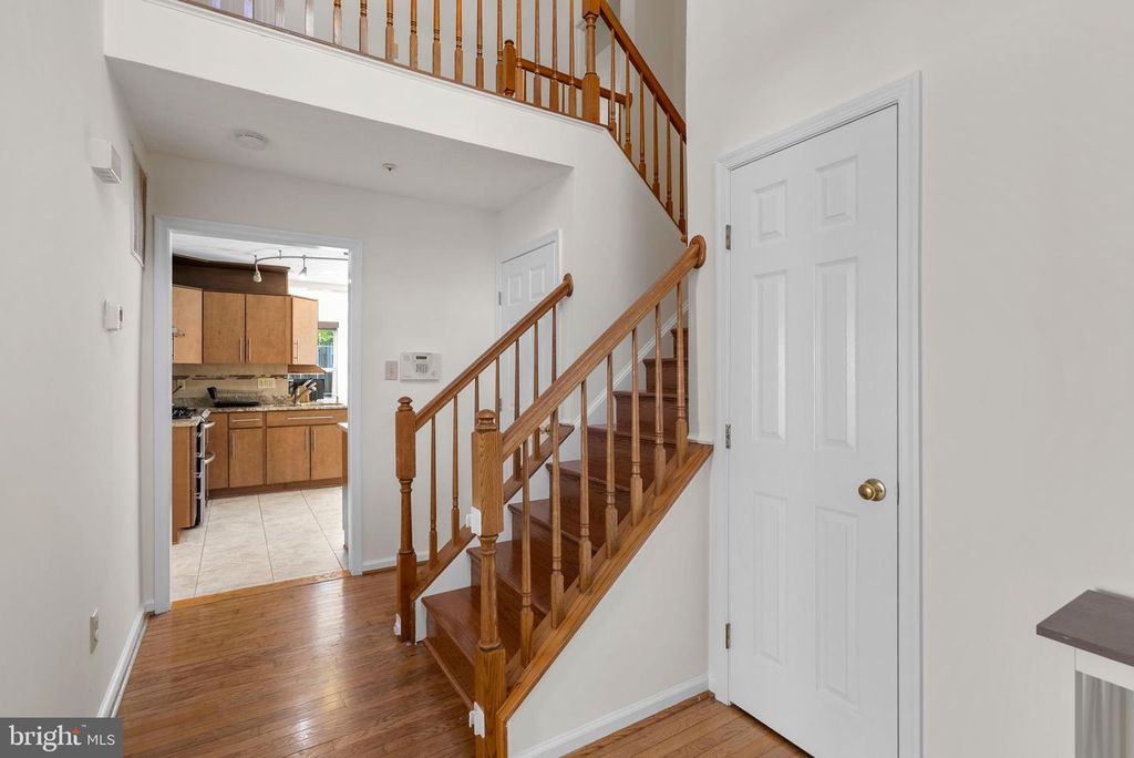 Image 3 of property listing at 5505 LAKE RIDGE TER, Bowie, MD 20720