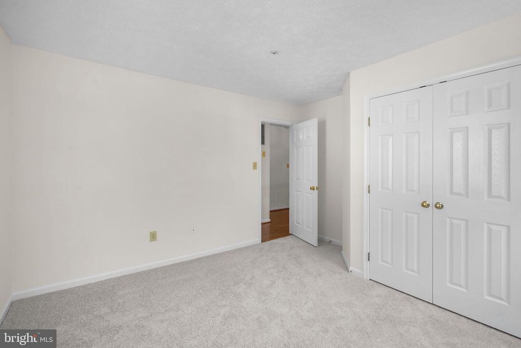 Image 31 of property listing at 5505 LAKE RIDGE TER, Bowie, MD 20720