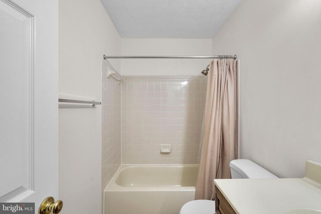 Image 32 of property listing at 5505 LAKE RIDGE TER, Bowie, MD 20720