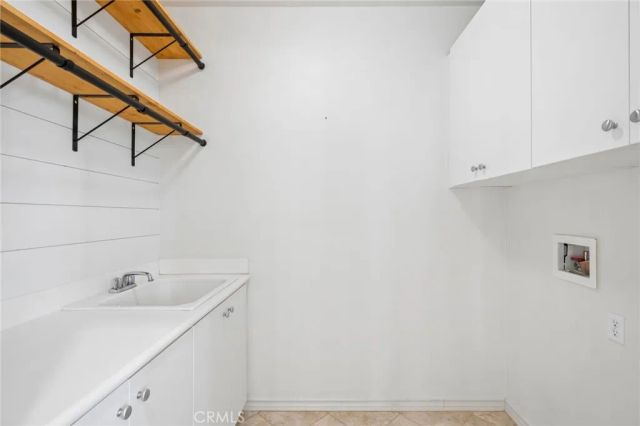62 Logan, Irvine, CA 92620