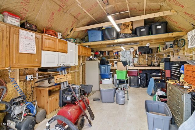 1885 Snake Hollow Road, Greeneville, TN 37743