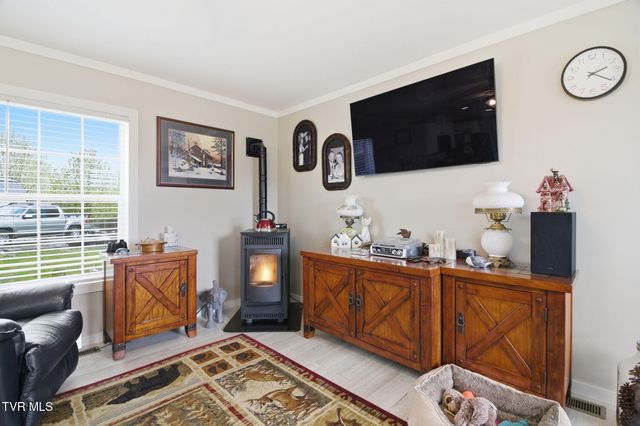 1885 Snake Hollow Road, Greeneville, TN 37743