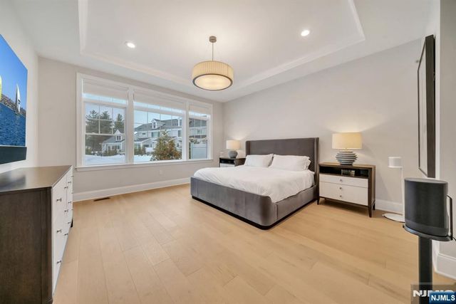 61 Woodmont Circle, River Vale, NJ 07675