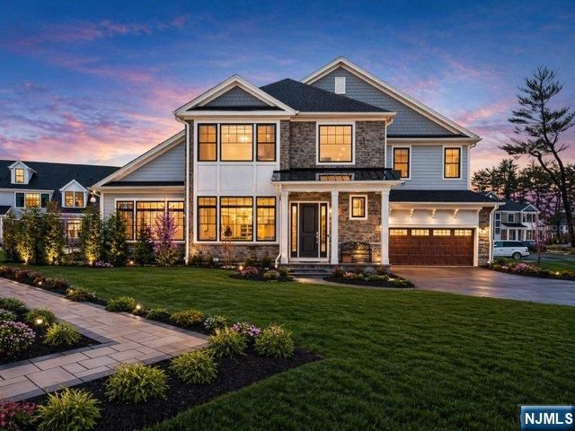 61 Woodmont Circle, River Vale, NJ 07675