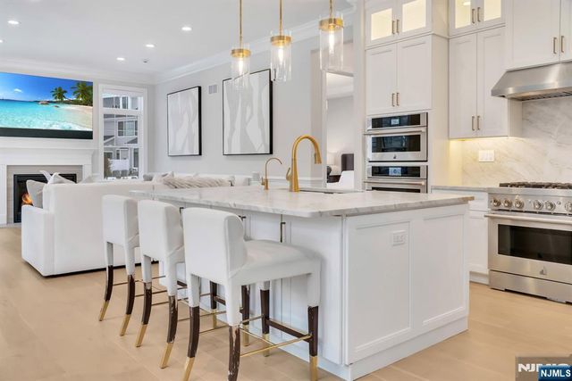 61 Woodmont Circle, River Vale, NJ 07675