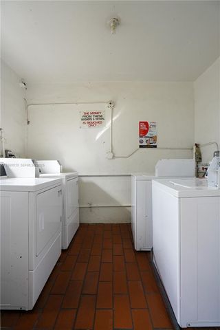 1940 Biarritz Dr 22, Miami Beach, FL 33141