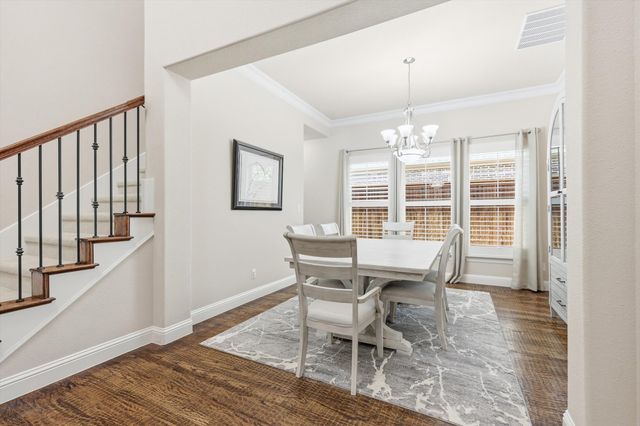 708 Petunia Drive, Lantana, TX 76226