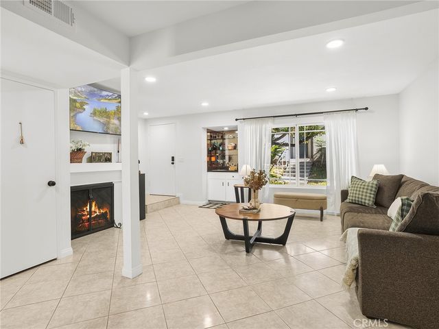 17734 Devonshire Street 7, Northridge, CA 91325