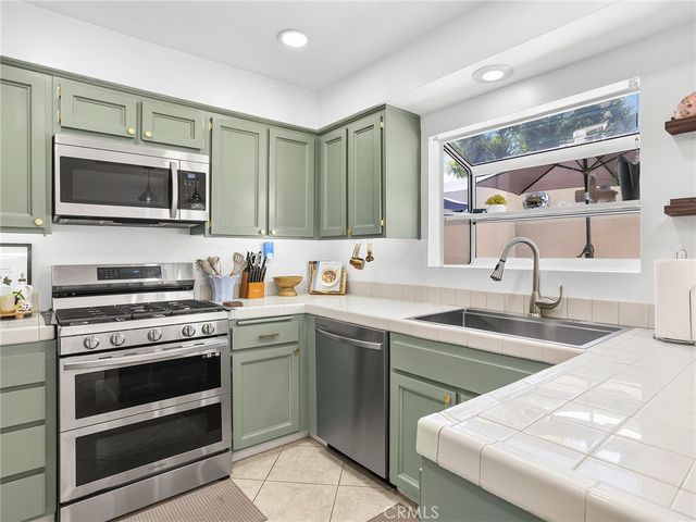 17734 Devonshire Street 7, Northridge, CA 91325