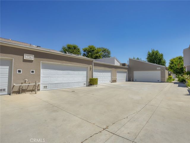 17734 Devonshire Street 7, Northridge, CA 91325