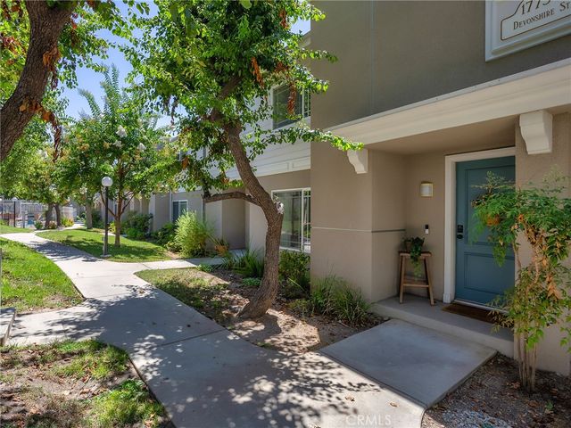 17734 Devonshire Street 7, Northridge, CA 91325