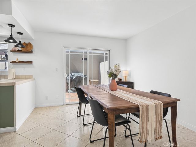 17734 Devonshire Street 7, Northridge, CA 91325