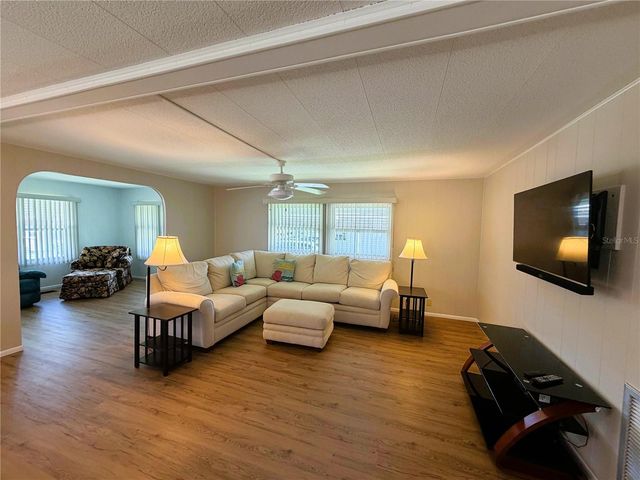 101 MARIGOLD STREET, Leesburg, FL 34748
