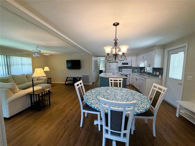 101 MARIGOLD STREET, Leesburg, FL 34748