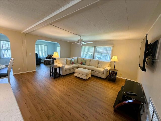 101 MARIGOLD STREET, Leesburg, FL 34748