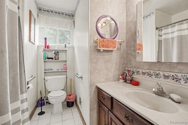 1208 Laurel Avenue, Ypsilanti, MI 48198