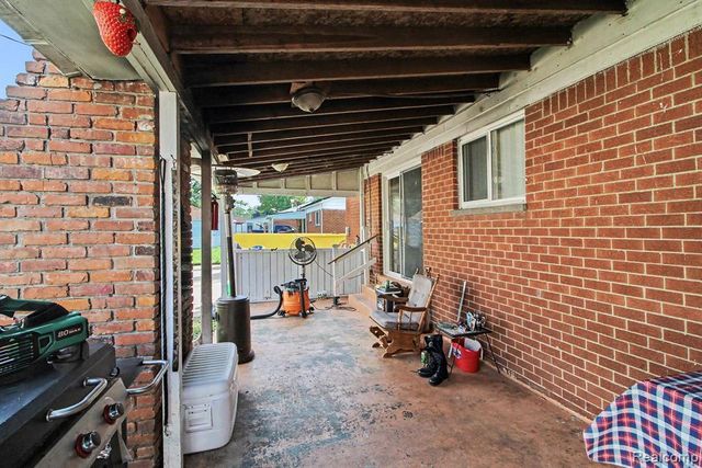 1208 Laurel Avenue, Ypsilanti, MI 48198