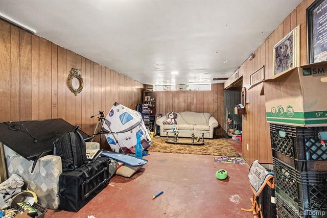 1208 Laurel Avenue, Ypsilanti, MI 48198