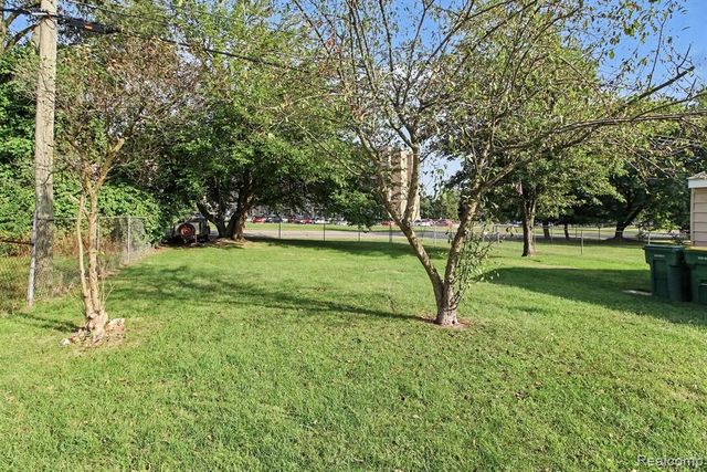 1208 Laurel Avenue, Ypsilanti, MI 48198