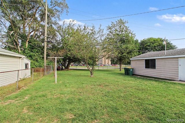 1208 Laurel Avenue, Ypsilanti, MI 48198