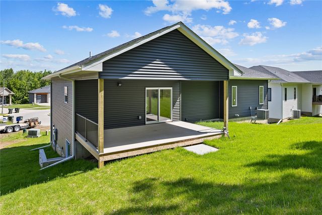 706 Silver Lane, Iowa City, IA 52245