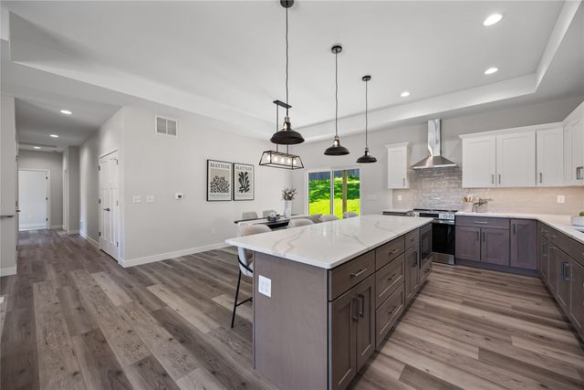 706 Silver Lane, Iowa City, IA 52245