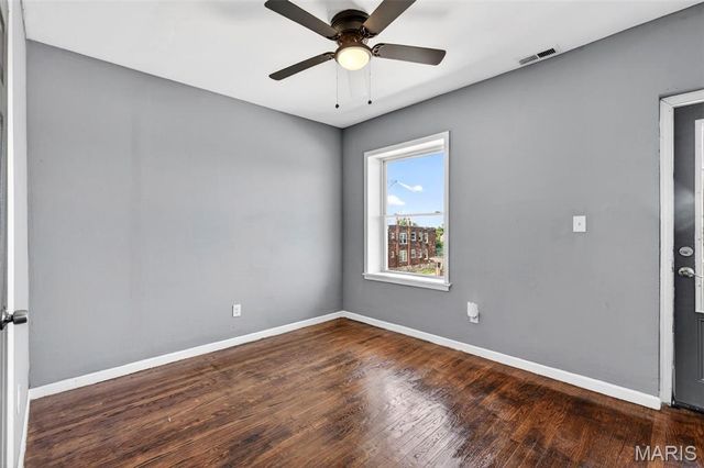 4404 Floriss Place, St Louis, MO 63115