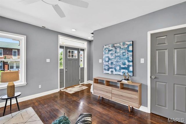 4404 Floriss Place, St Louis, MO 63115