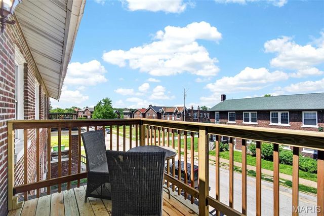 4404 Floriss Place, St Louis, MO 63115