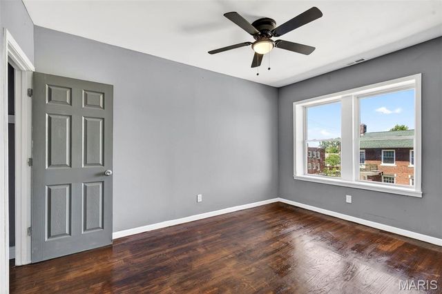 4404 Floriss Place, St Louis, MO 63115