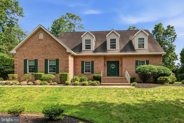 38 DEER HAVEN DR, Mullica Hill, NJ 08062