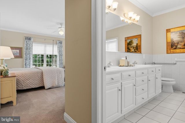 38 DEER HAVEN DR, Mullica Hill, NJ 08062