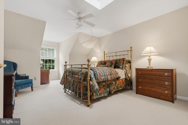 38 DEER HAVEN DR, Mullica Hill, NJ 08062
