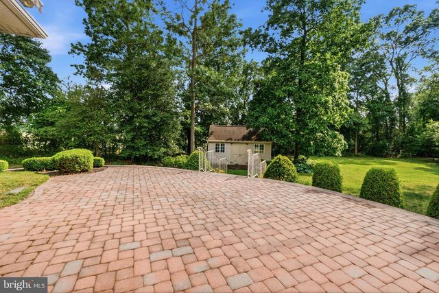 38 DEER HAVEN DR, Mullica Hill, NJ 08062