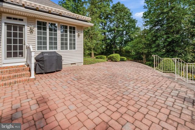 38 DEER HAVEN DR, Mullica Hill, NJ 08062