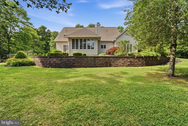 38 DEER HAVEN DR, Mullica Hill, NJ 08062