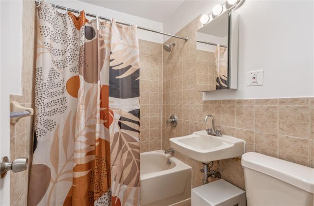 946 Gerard Avenue, Bronx, NY 10452
