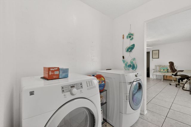 10217 Menaul Boulevard NE, Albuquerque, NM 87112