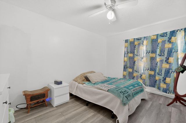 10217 Menaul Boulevard NE, Albuquerque, NM 87112