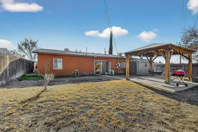 10217 Menaul Boulevard NE, Albuquerque, NM 87112