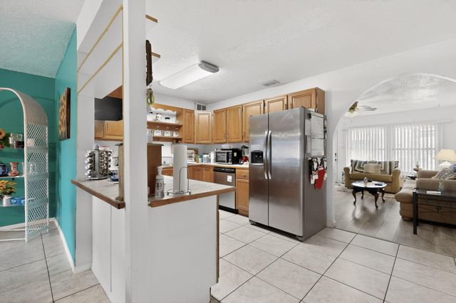 10217 Menaul Boulevard NE, Albuquerque, NM 87112