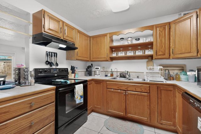 10217 Menaul Boulevard NE, Albuquerque, NM 87112