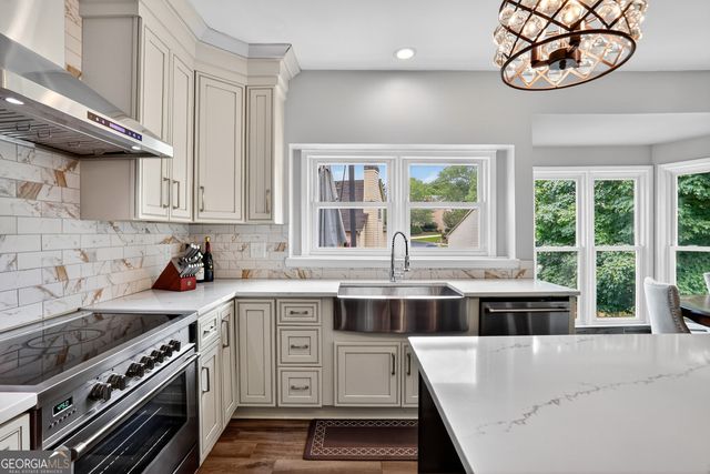 1070 Brockton Close NE, Marietta, GA 30068