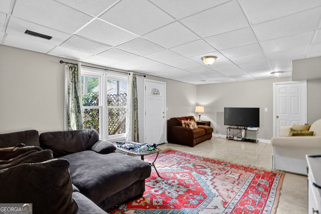 1070 Brockton Close NE, Marietta, GA 30068