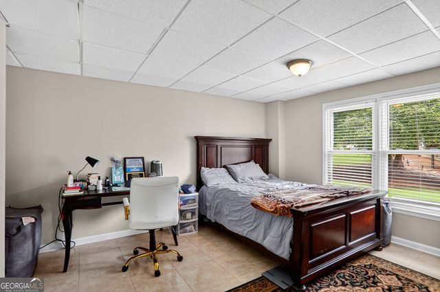 1070 Brockton Close NE, Marietta, GA 30068