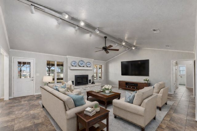 4700 Oak Ridge Drive, Brownwood, TX 76801