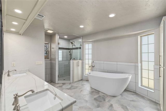 4700 Oak Ridge Drive, Brownwood, TX 76801