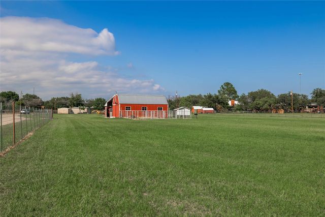 4700 Oak Ridge Drive, Brownwood, TX 76801