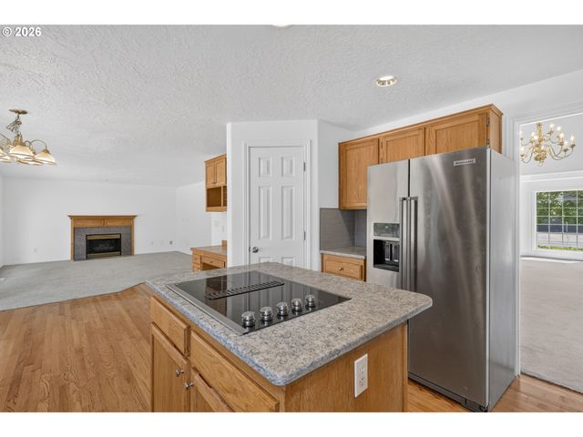 443 Ne LENOX St, Hillsboro, OR 97124