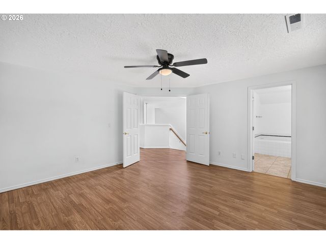 443 Ne LENOX St, Hillsboro, OR 97124